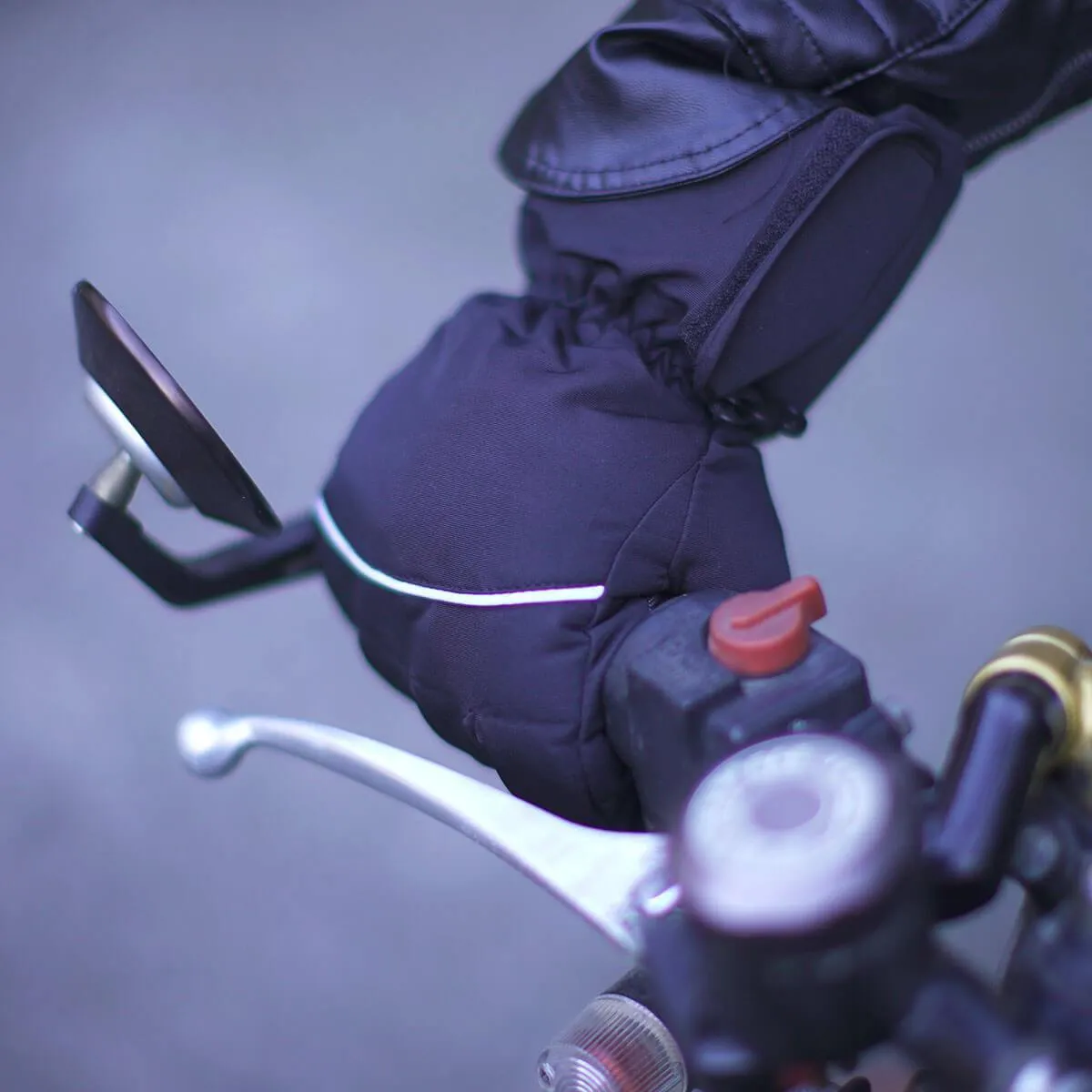 Motorcycle Waterproof Electronically Heated Gloves, Size M-L, Black